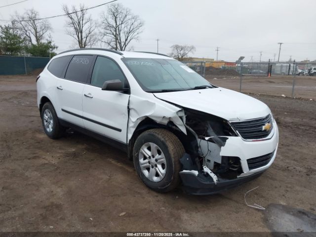 Chevrolet Traverse Ls Image 2