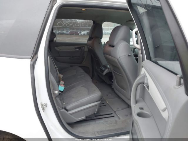 Chevrolet Traverse Ls Image 6