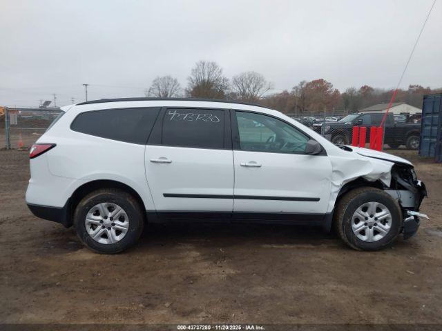 Chevrolet Traverse Ls Image 15