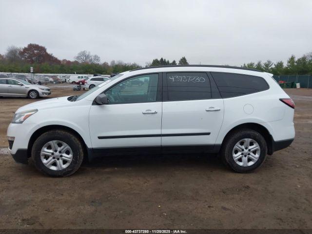 Chevrolet Traverse Ls Image 13