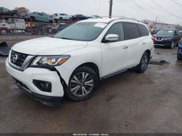 Nissan Pathfinder Sv 2wd Image 10