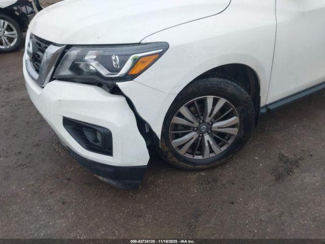 Nissan Pathfinder Sv 2wd Image 7