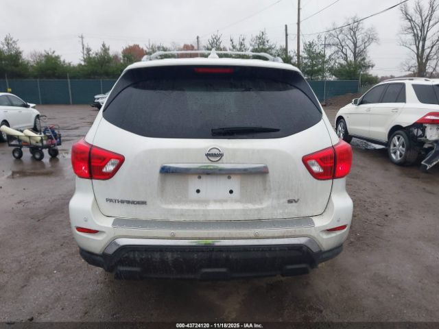 Nissan Pathfinder Sv 2wd Image 14