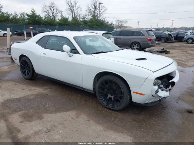 Dodge Challenger Sxt Image 1