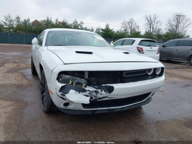 Dodge Challenger Sxt Image 5