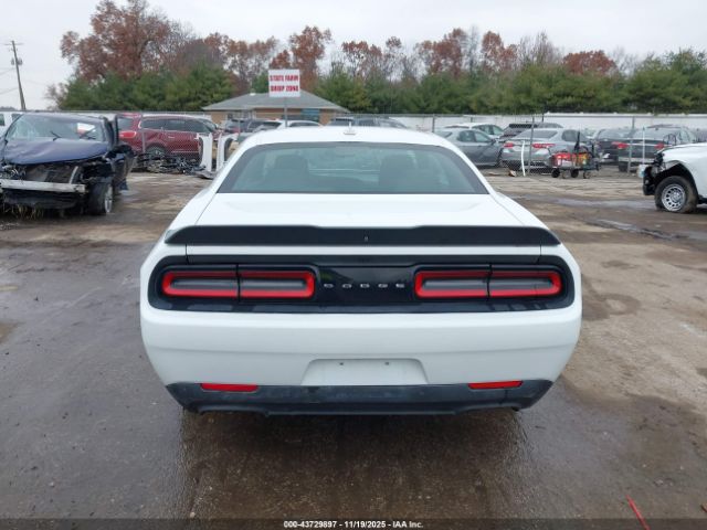 Dodge Challenger Sxt Image 15