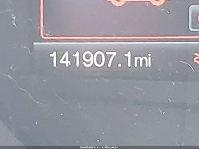 Ford Edge Titanium Image 2