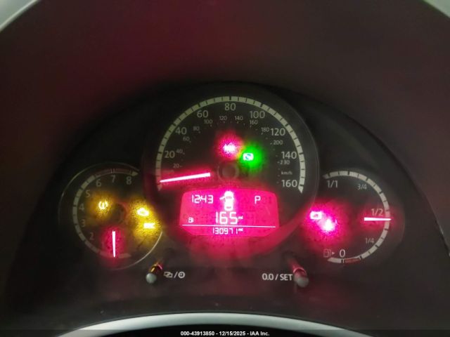 Volkswagen Beetle 2.5l Entry Image 17