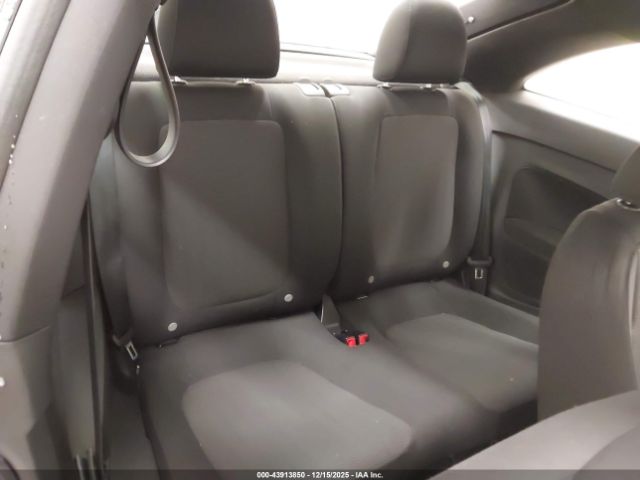 Volkswagen Beetle 2.5l Entry Image 3