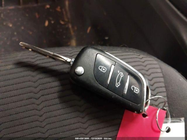 Volkswagen Beetle 2.5l Entry Image 8