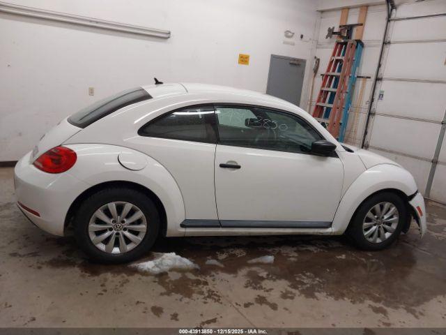 Volkswagen Beetle 2.5l Entry Image 11