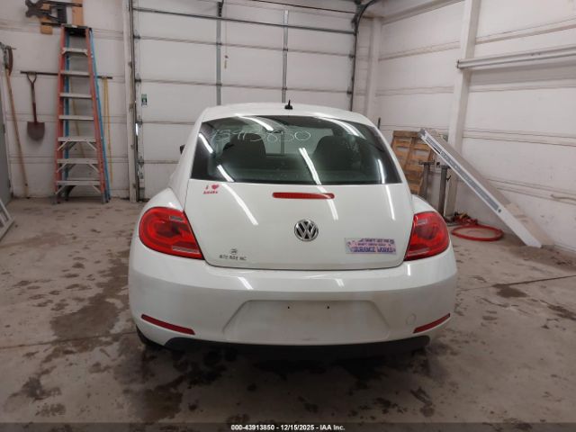 Volkswagen Beetle 2.5l Entry Image 16