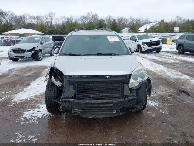 GMC Acadia Denali Image 15