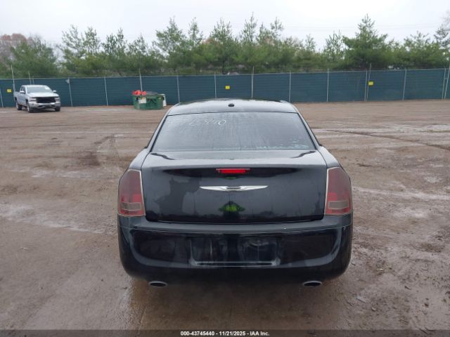 Chrysler 300 Motown Image 12