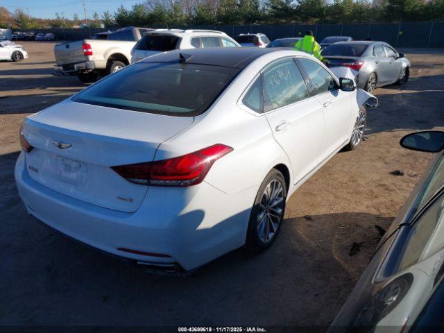 Hyundai Genesis 3.8 Image 6