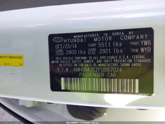 Hyundai Genesis 3.8 Image 10