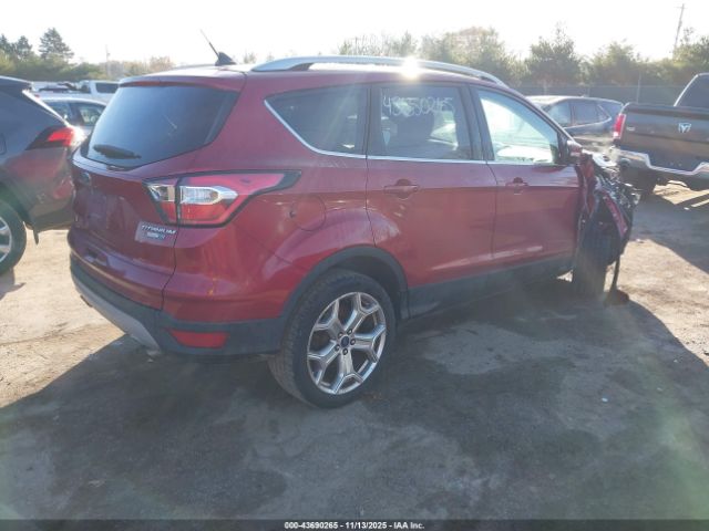 Ford Escape Titanium Image 14