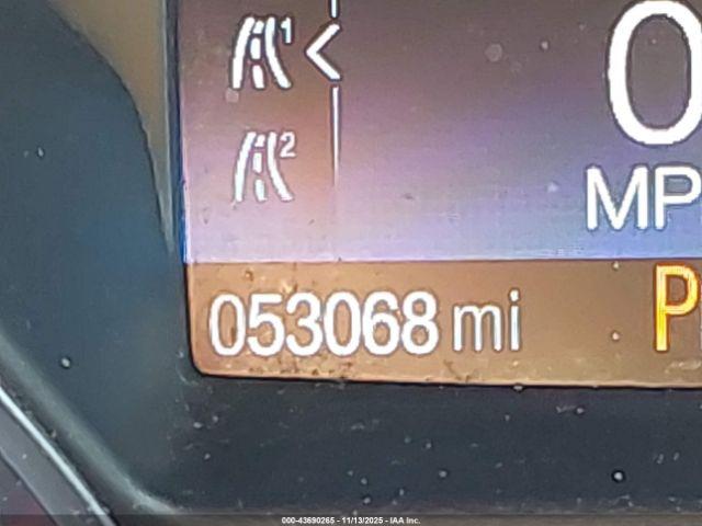 Ford Escape Titanium Image 8