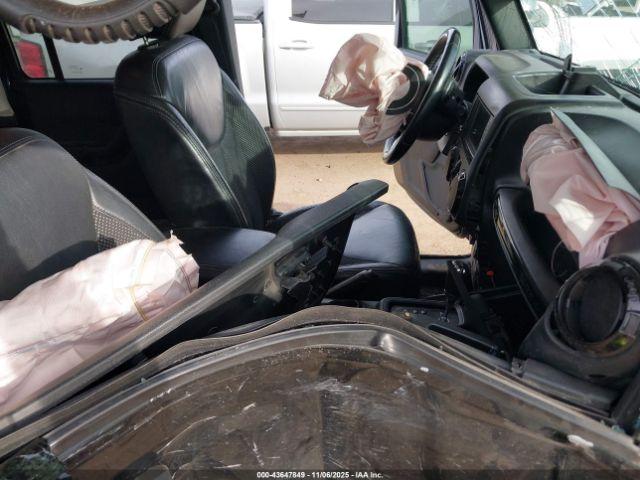 Jeep Wrangler Backcountry Image 16