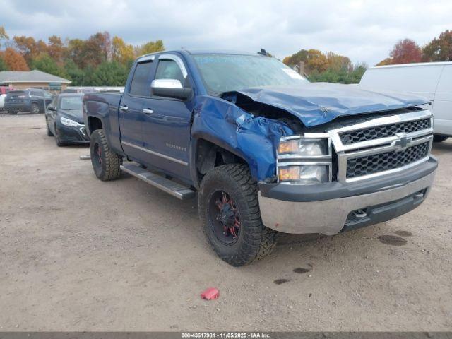  Salvage Chevrolet Silverado 1500
