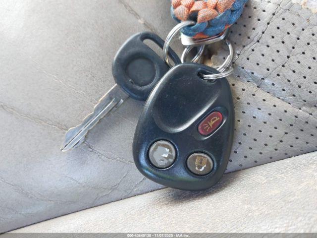 Cadillac Escalade Standard Image 11