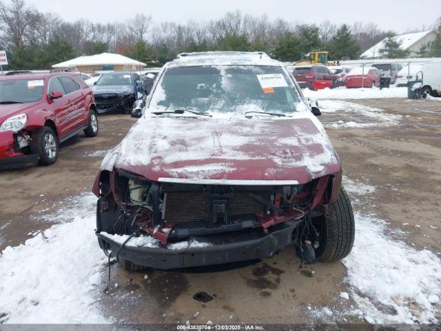 GMC Envoy Slt Image 3