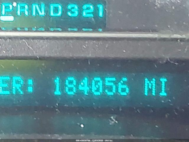 GMC Envoy Slt Image 2