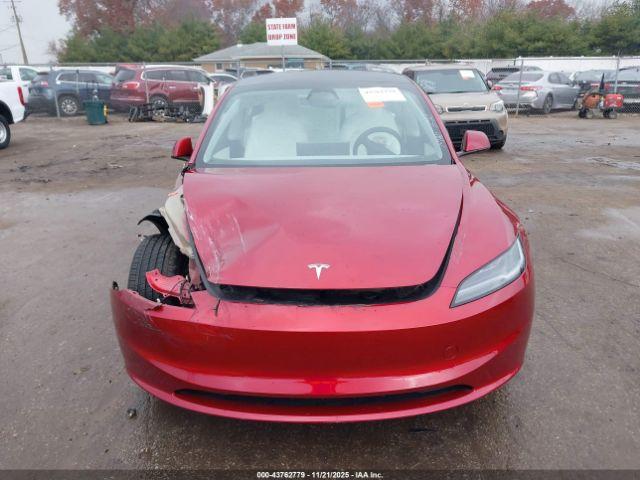 Tesla Model 3 Image 17
