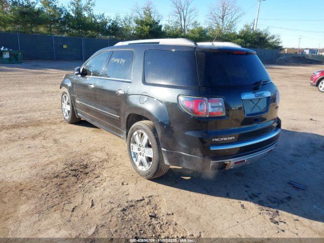 GMC Acadia Denali Image 3