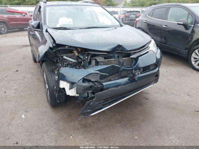 Toyota RAV4 Xle Image 12