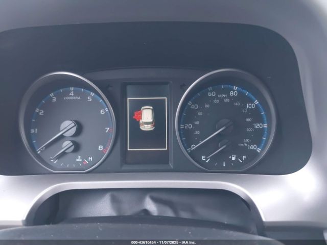 Toyota RAV4 Xle Image 14