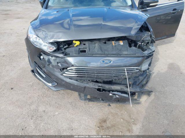 Ford Focus Titanium Image 3