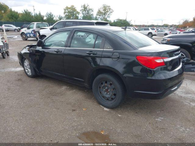 Chrysler 200 Lx Image 14