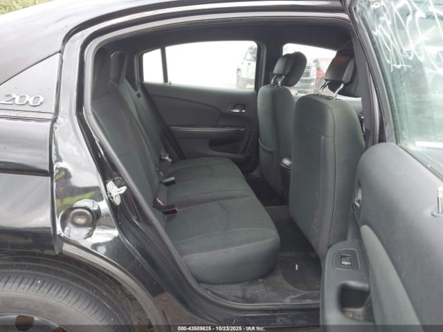 Chrysler 200 Lx Image 3