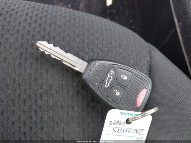 Chrysler 200 Lx Image 13