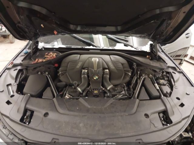 BMW 7 Series Xdrive Image 14