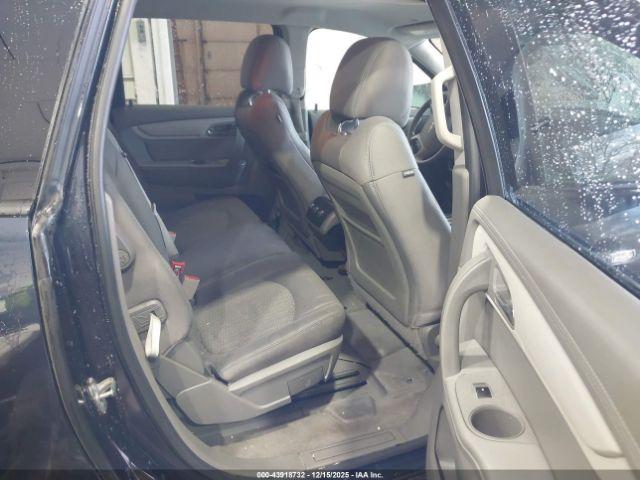 Chevrolet Traverse Ls Image 14