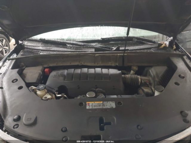 Chevrolet Traverse Ls Image 8