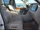 Lincoln Navigator Image 9