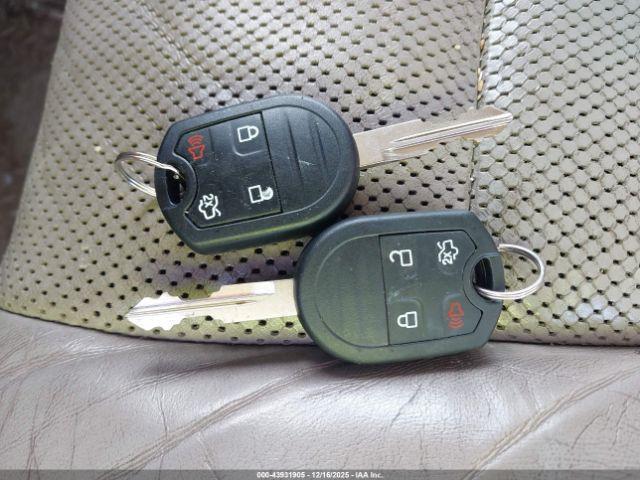 Lincoln Navigator Image 15