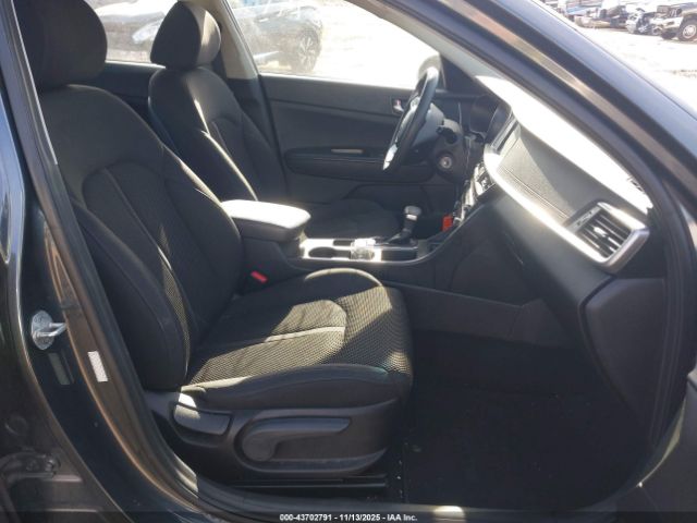 Kia Optima Lx Image 4