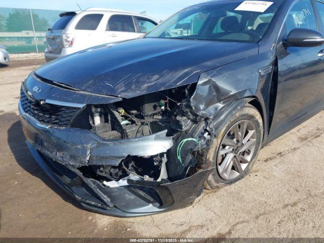 Kia Optima Lx Image 2