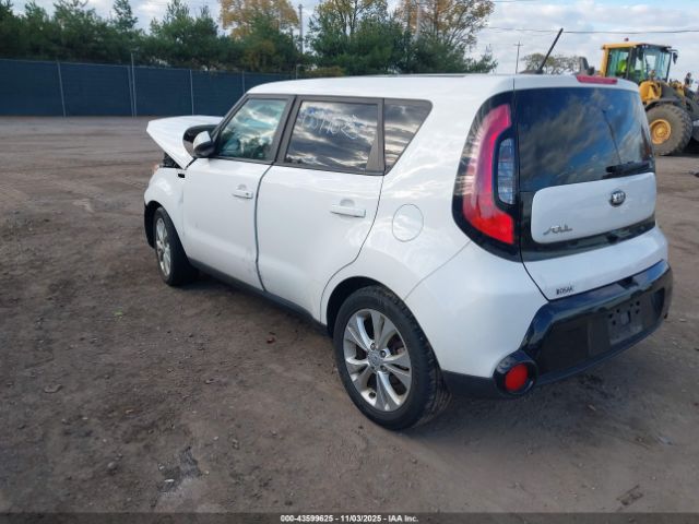 Kia Soul + Image 16