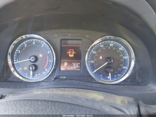 Toyota Corolla Le Image 10