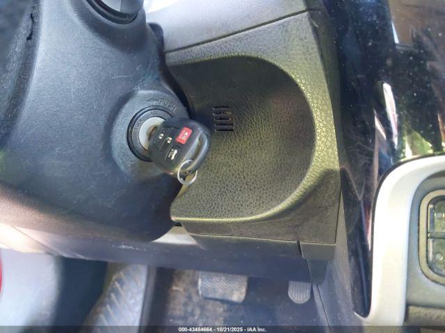 Toyota Corolla Le Image 8