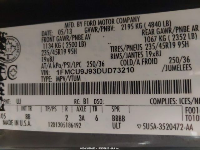 Ford Escape Titanium Image 6