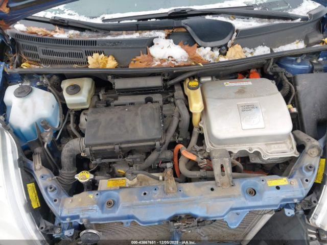 Toyota Prius Image 8