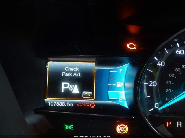 Ford Explorer Xlt Image 7