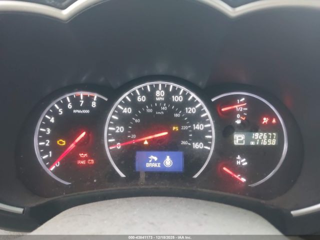 Nissan Quest Image 10