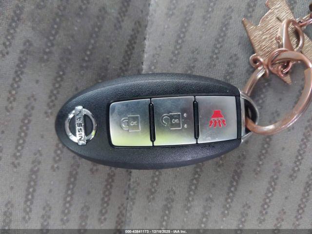 Nissan Quest Image 13